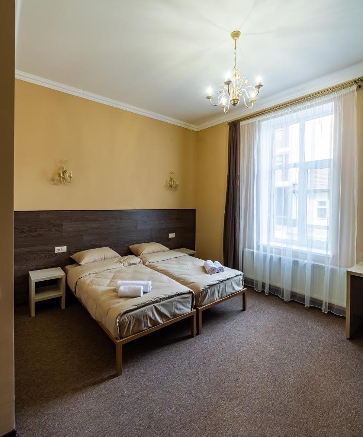 Hotel Legrand Stryj Esterno foto