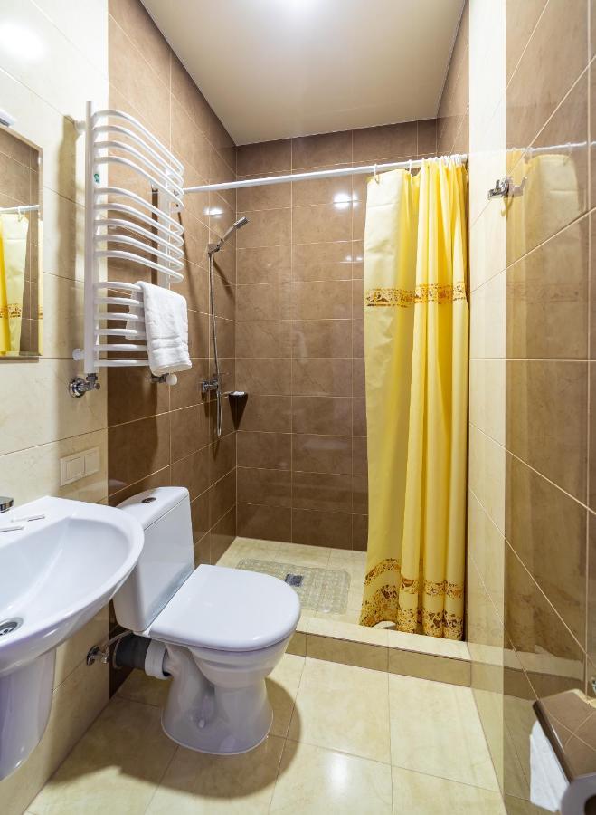 Hotel Legrand Stryj Esterno foto